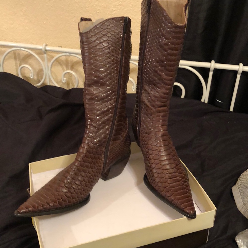 Italian Made Brown Leather Boots.